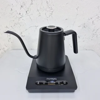 کتری برقی نانیوا مدل NK-2000